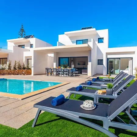 Vila Villa In Albufeira Near Sea Beach *