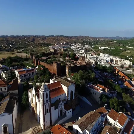 Villa In Albufeira Near Sea Beach Vila Albufeira